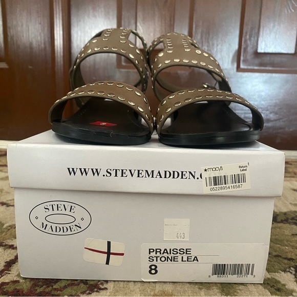 Steve Madden Low Heel - Picture 7 of 7